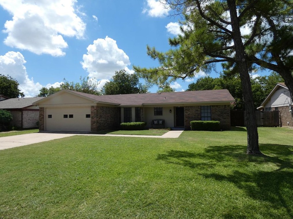 1116 Tobie Layne St, Fort Worth, TX 76126