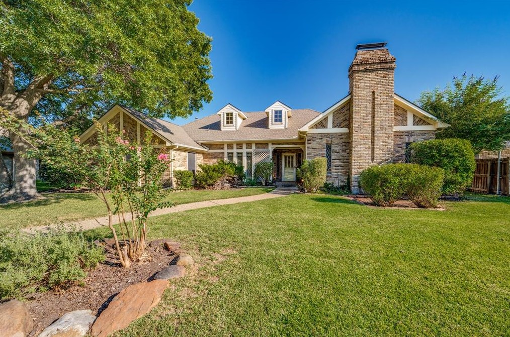 3428 Mission Ridge Rd, Plano, TX 75023-8128