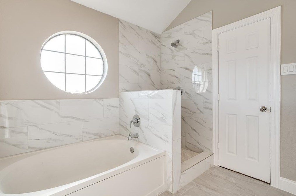 917 Crk Vly Rd, Mesquite TX 75181-1241 exterior