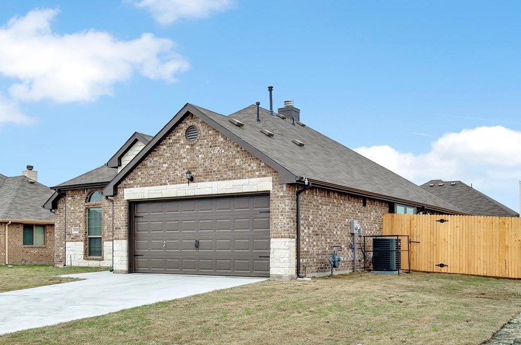 1937 Ridgecrest Dr, Royse City, TX 75189