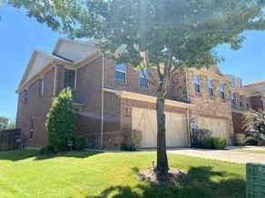 432 Hunt Dr, Lewisville, TX 75067