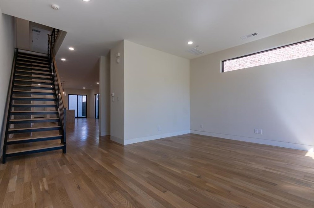 3672 Asbury St, Dallas, TX 75205