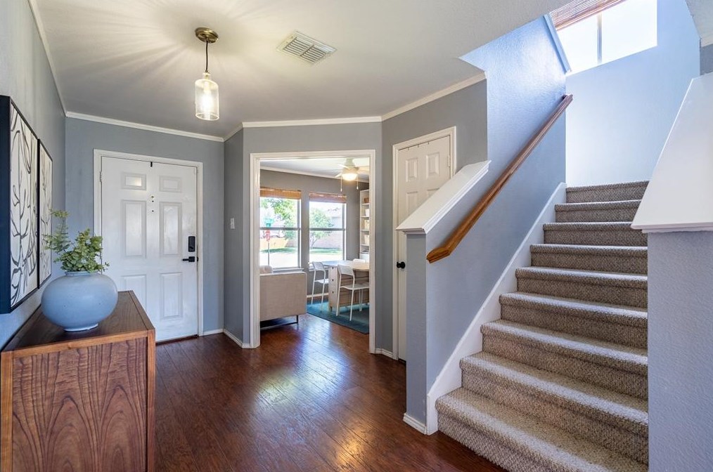 2801 Bluffs Ct, Mckinney, TX 75071-2633