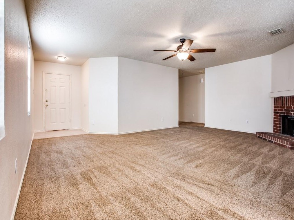 3944 German Pointer Way, Fort Worth, TX 76123