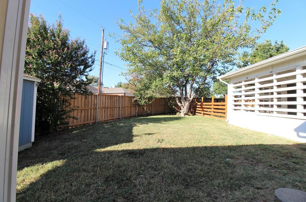 2006 Timberview Dr, Mesquite TX exterior