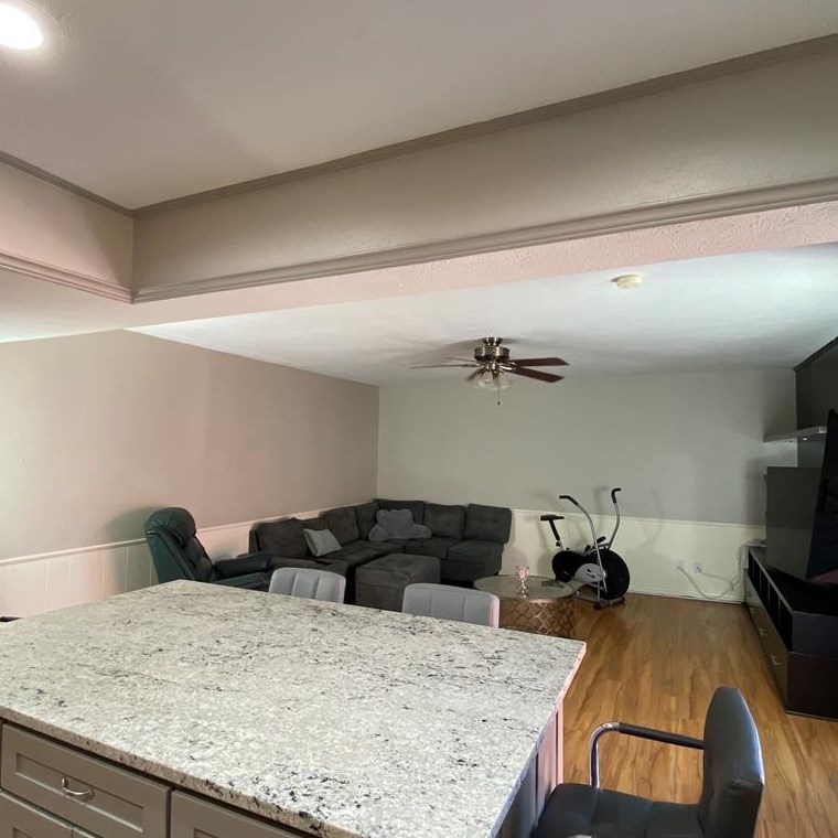 2211 Proctor Dr, Carrollton TX 75007-3429 exterior