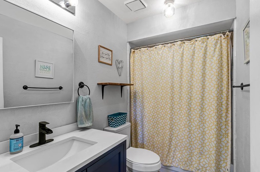 3801 Bermuda Dr, Rowlett TX 75088-5397 exterior