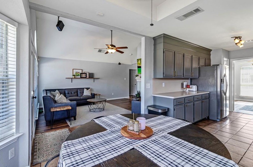 3801 Bermuda Dr, Rowlett TX 75088-5397 exterior