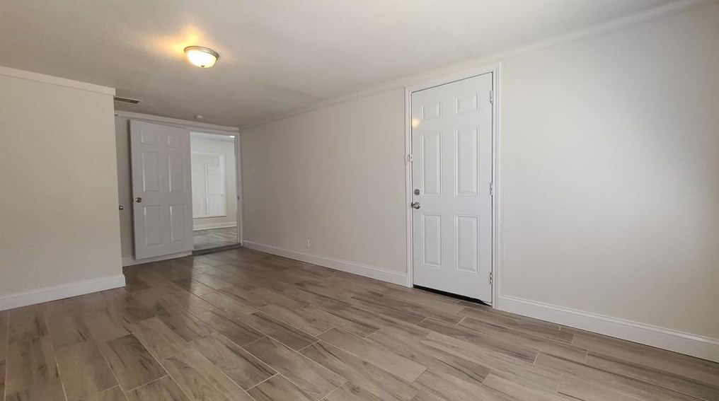 4324 Tacoma St, Dallas TX 75216-6633 exterior