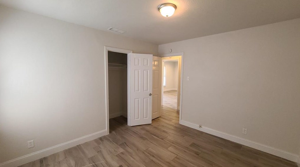 4324 Tacoma St, Dallas TX 75216-6633 exterior