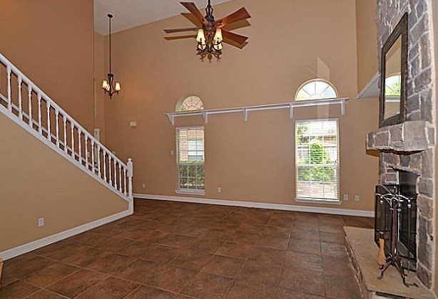 340 Raintree Dr, Coppell TX  75019-2834 exterior