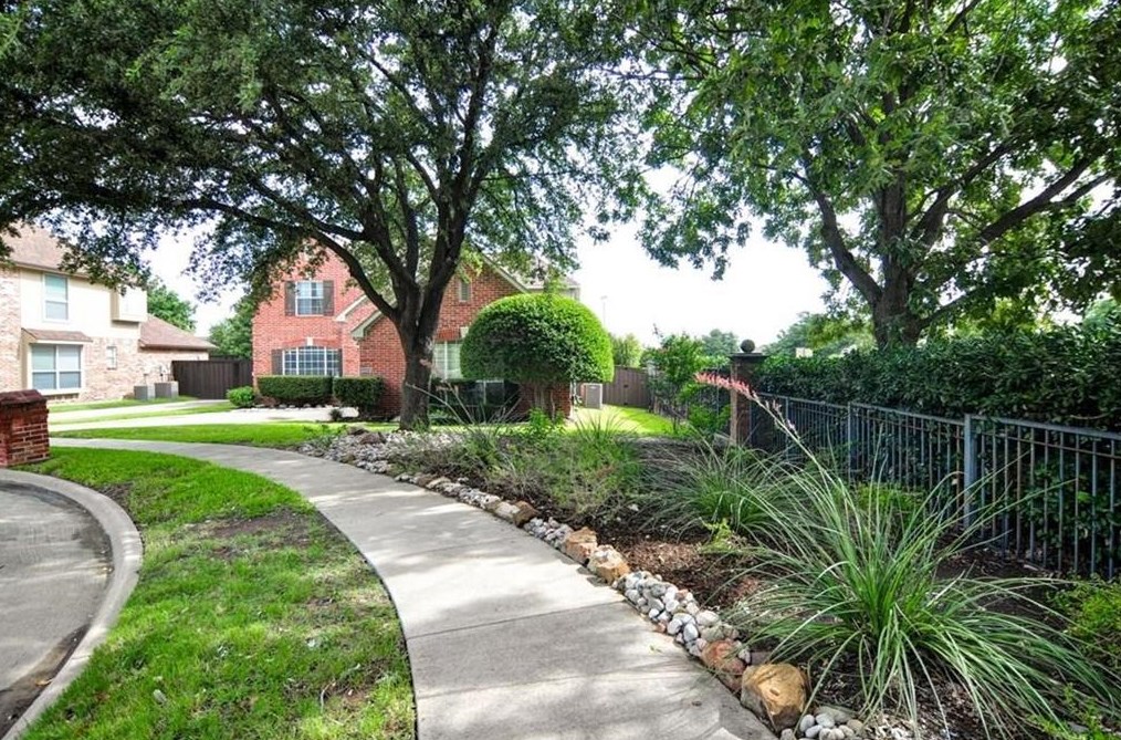 4701 Lawrence Ln, Plano, TX 75093