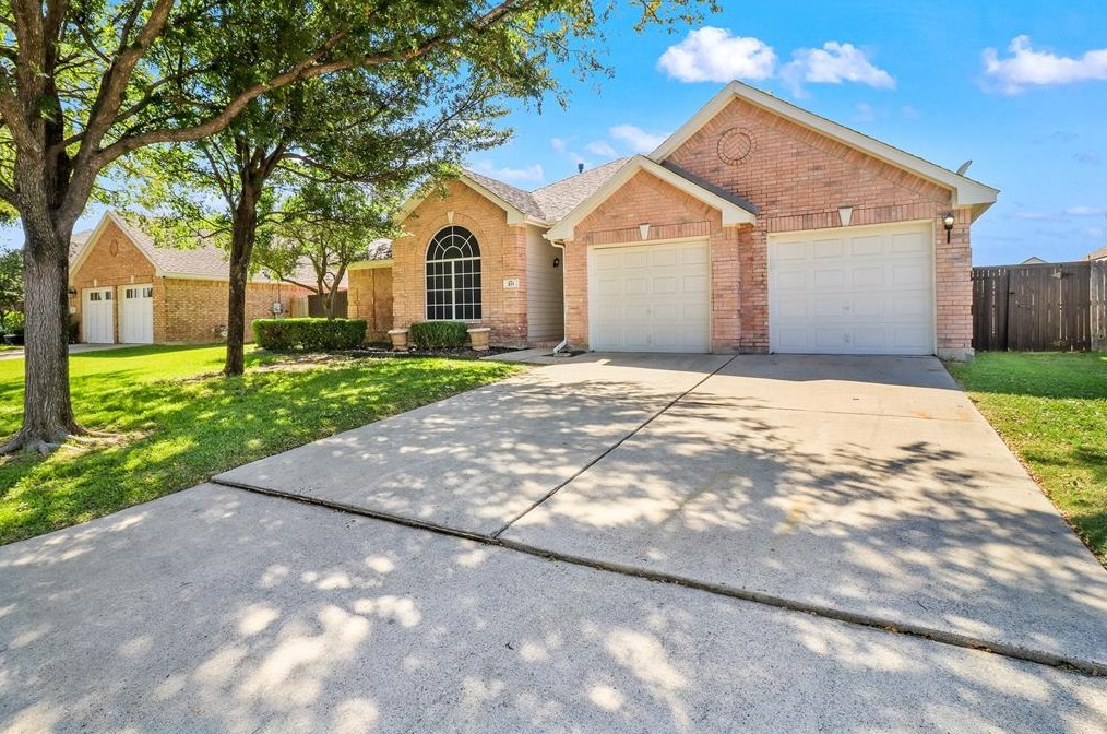 311 Mckenzie Dr, Roanoke, TX 76262