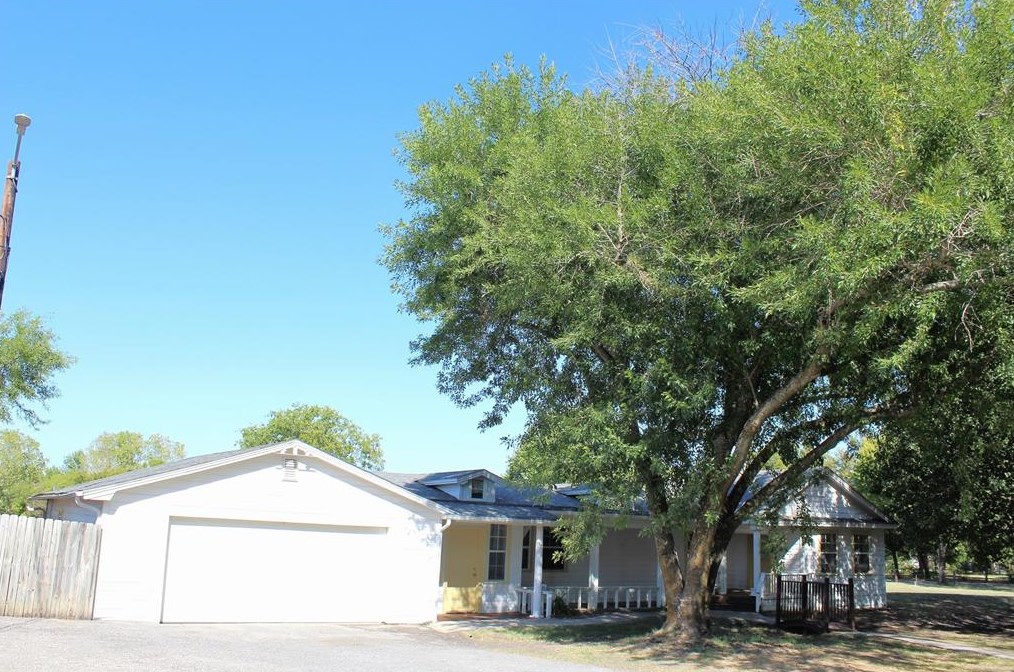 3331 Bethany Rd, Sherman, TX 75090
