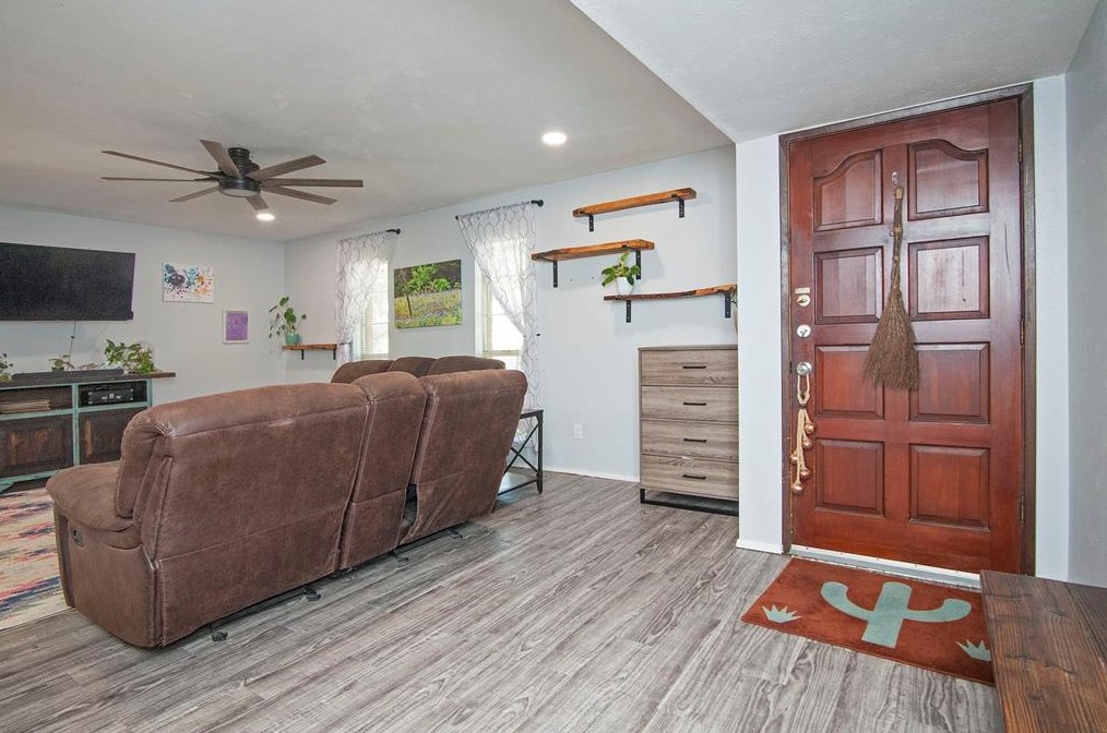 5811 Redwood Ln, Rowlett TX 75089-3179 exterior