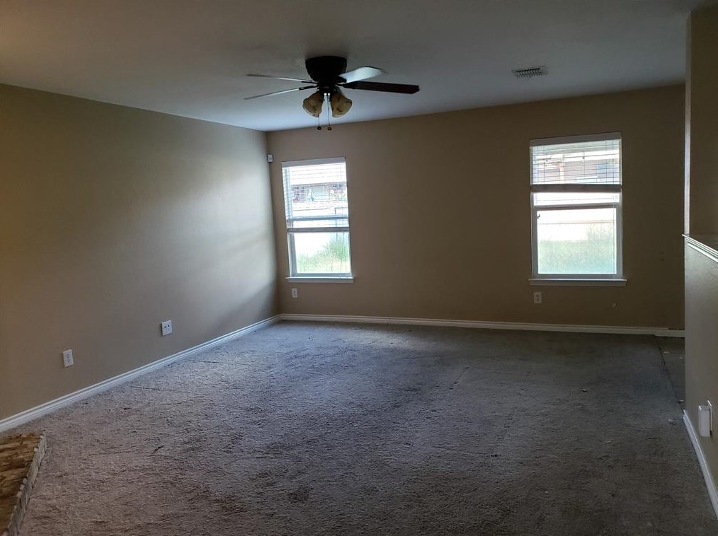 828 Sheryn Dr, Burleson, TX 76028