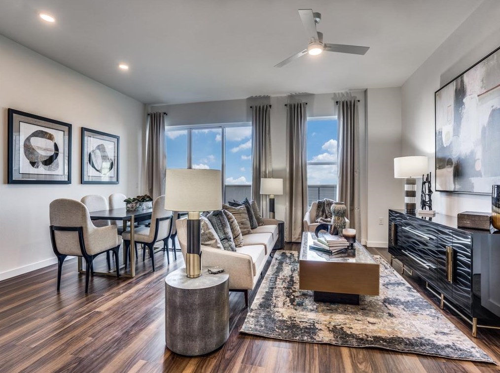 7450 Coronado Ave #319, Dallas, TX 75214