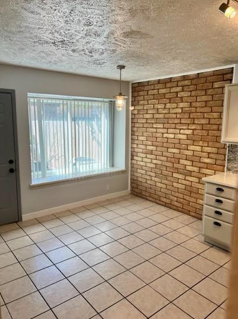 10 W Mountain Ln #41, Grand Prairie, TX 75052