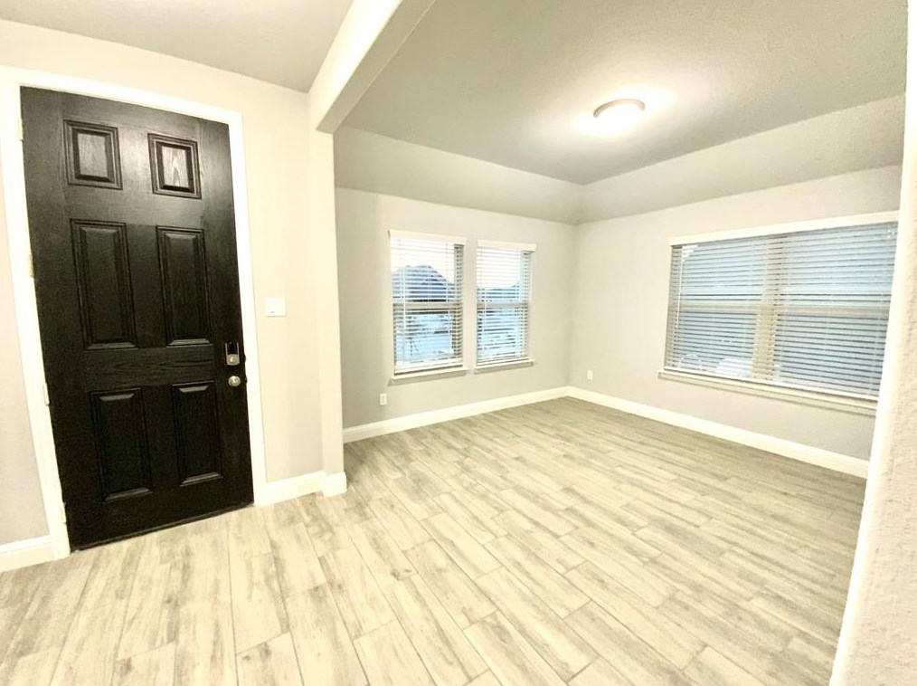 317 Ranch Rd, Justin, TX 76247