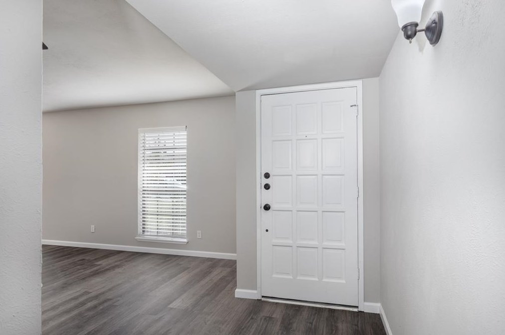 6520 Chalk Ct, Plano, TX 75023-2903