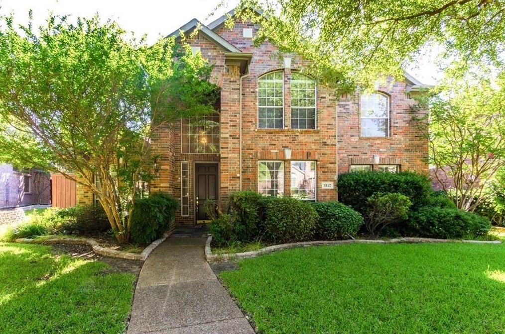 8112 Clayton Dr, Plano, TX 75025
