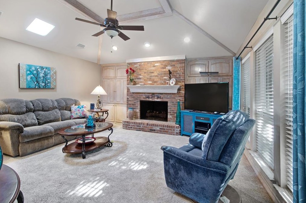 1701 Palomino Dr, Rowlett TX 75088-6562 exterior