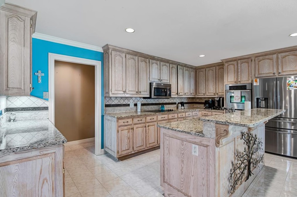 1701 Palomino Dr, Rowlett TX 75088-6562 exterior