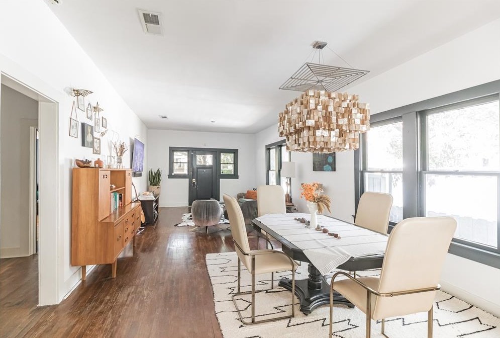 206 N Clinton Ave, Dallas, TX 75208