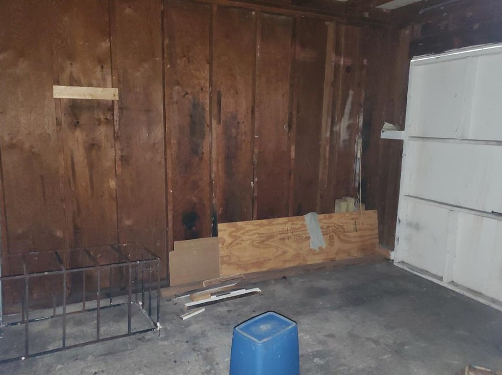 3810 Le Frg Ave, Dallas TX  75216-4962 exterior