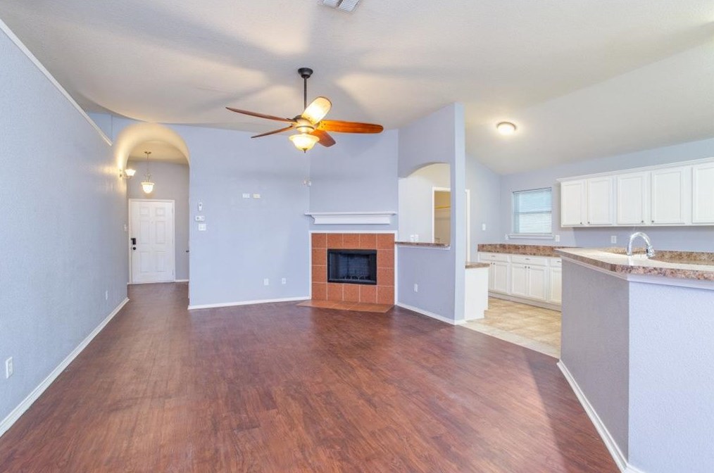 6545 Fitzgerald St, Fort Worth, TX 76179
