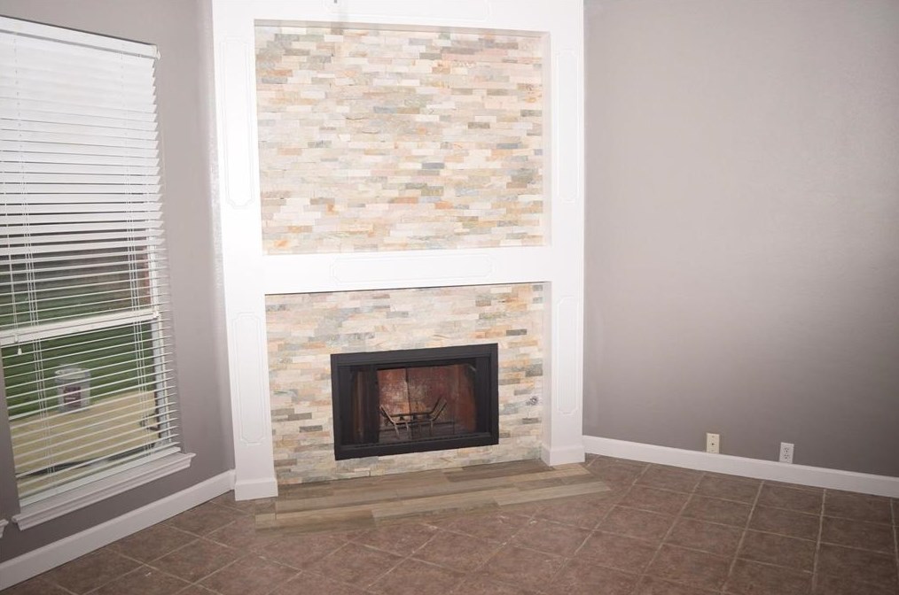 1813 Walnut Hill Dr, Rowlett, TX 75088