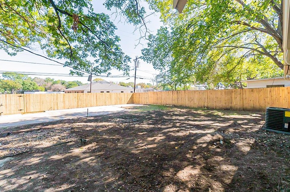 4914 San Marcus Dr, Mesquite TX 75150-1024 exterior