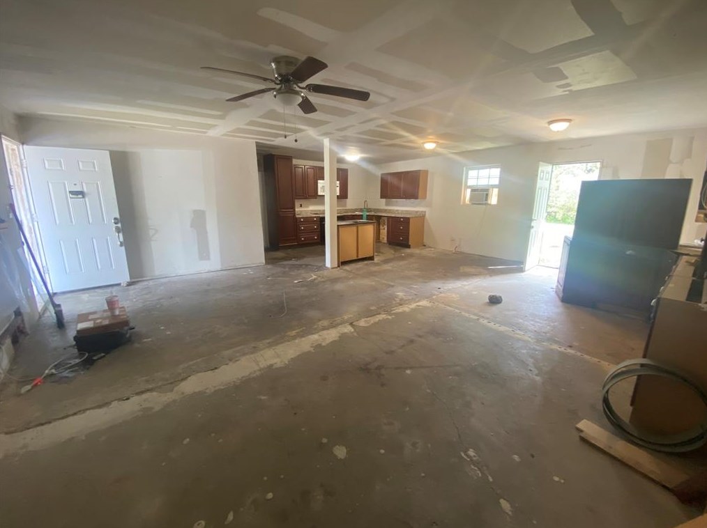 225 Coral Way, Grand Prairie TX  75051-4065 exterior