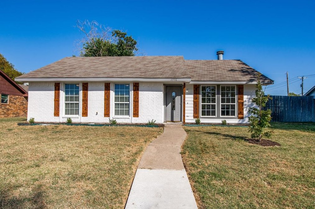 2706 Yale Dr, Rowlett, TX 75088-6257