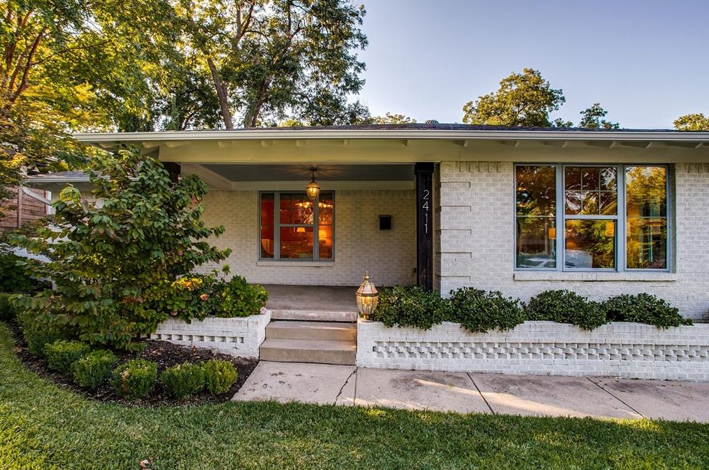 2411 Loving Ave, Dallas, TX 75214-3851