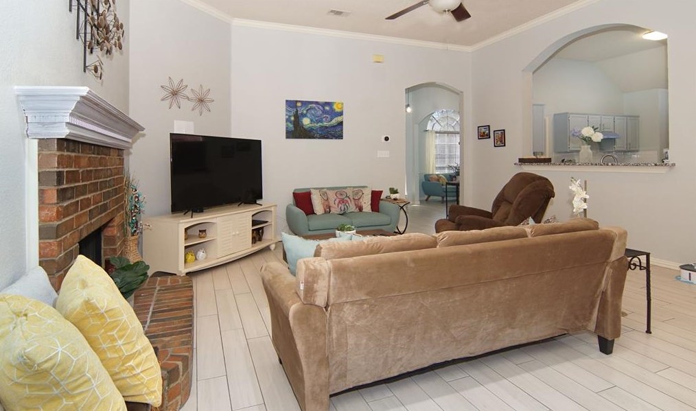 7306 Sand Pne Dr, Rowlett TX 75089-2764 exterior