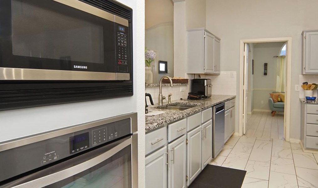 7306 Sand Pne Dr, Rowlett TX 75089-2764 exterior