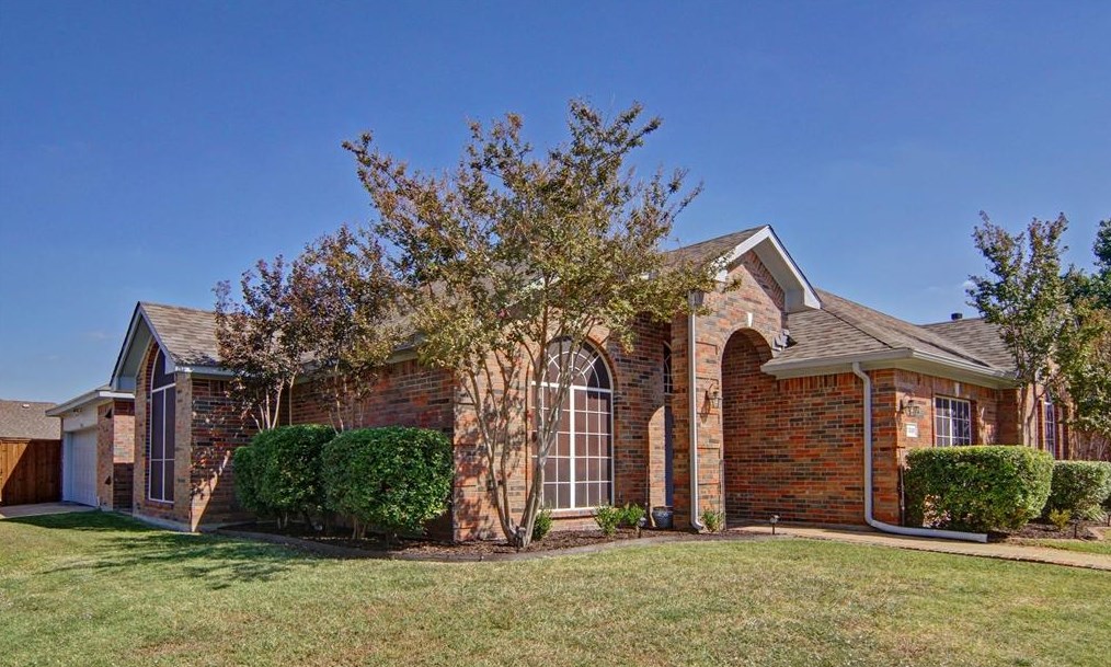 7306 Sand Pine Dr, Rowlett, TX 75089-2760