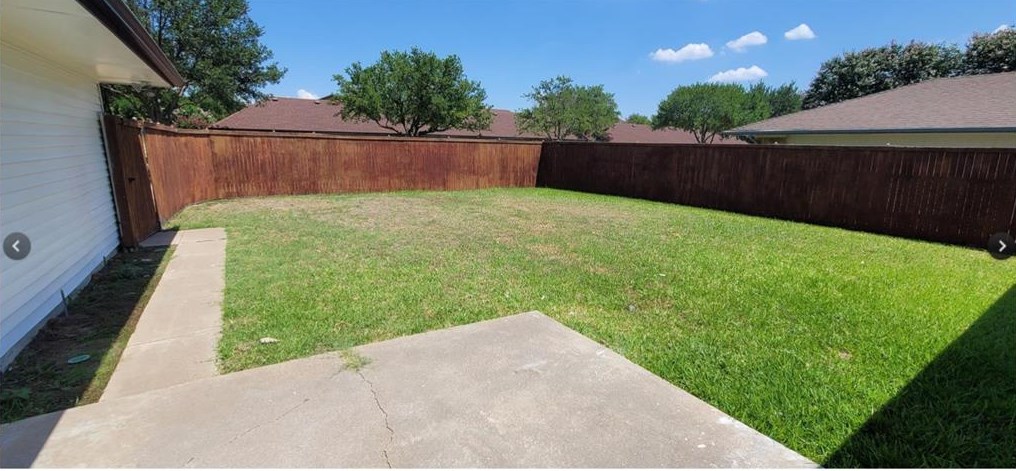 900 Westminster Dr, Richardson, TX 75081