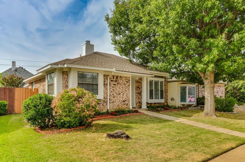 513 Grace Ln, Coppell, TX 75019-4804