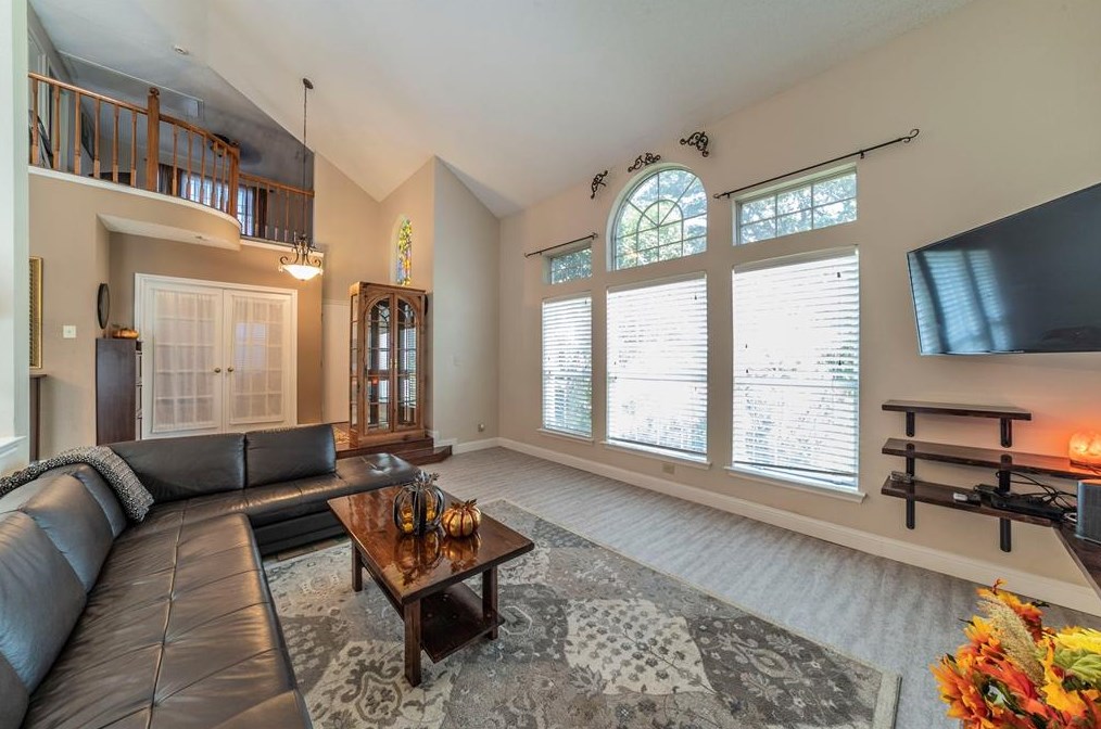 4445 Rosedale Dr, Grand Prairie, TX 75052-3399