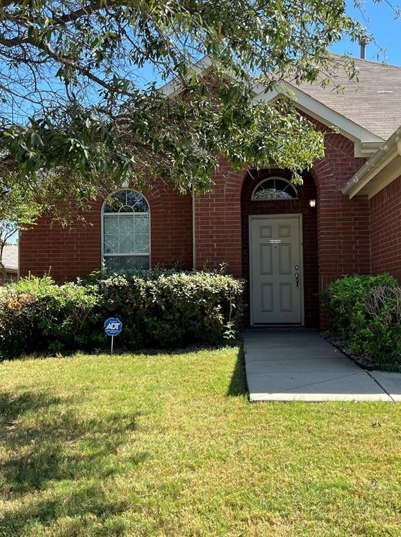7204 Kentish Dr, Fort Worth, TX 76137