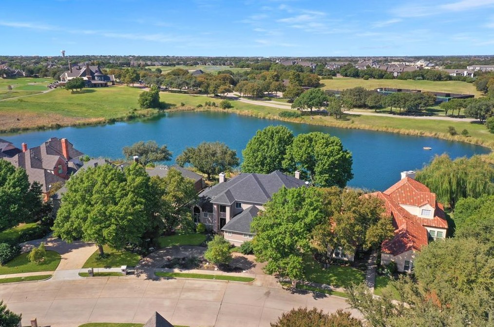 7004 Wellington Point Rd, Mckinney, TX 75070-5703