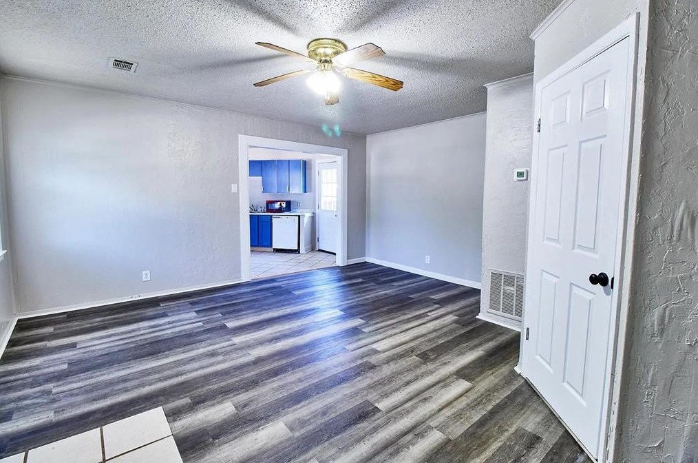 1504 Sherman Dr #501, Whitesboro, TX 76273