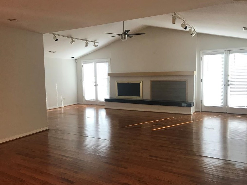 6826 Northwood Rd, Dallas, TX 75225-2538