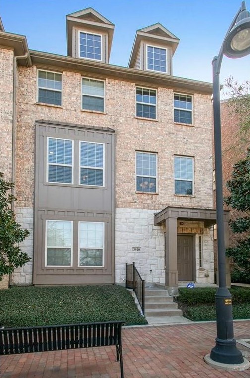 3920 Asbury Ln, Addison, TX 75001