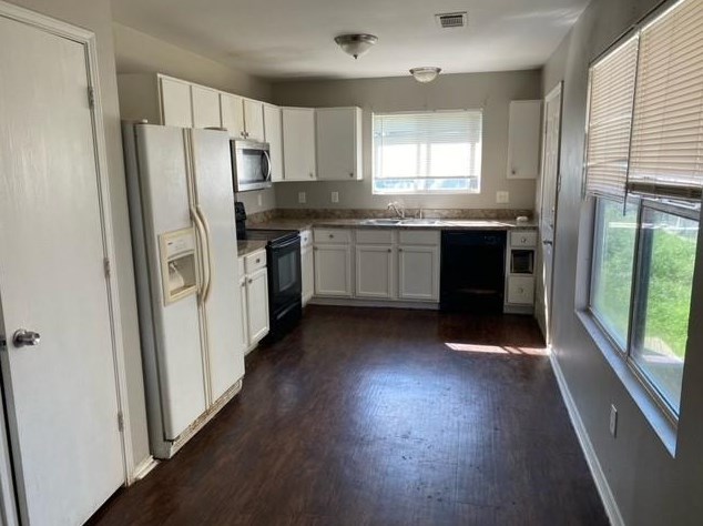 3460 Pinebrook Dr, Dallas, TX 75241-5021