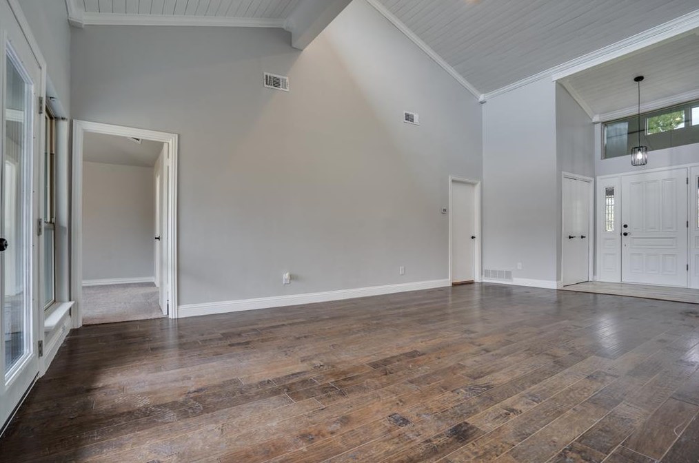 1719 Devon Dr, Carrollton, TX 75007-2612