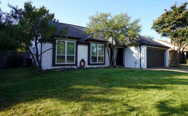 8414 Liberty Ln, Rowlett, TX 75089