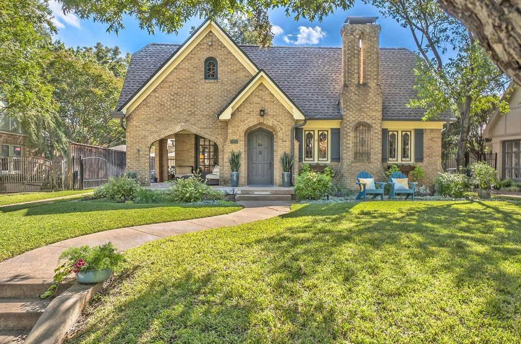 5426 Merrimac Ave, Dallas, TX 75206-5830